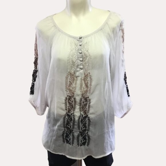 Le Chateau Bohemian Sheer Embroidered 3/4 Sleeve unic - Picture 1 of 10